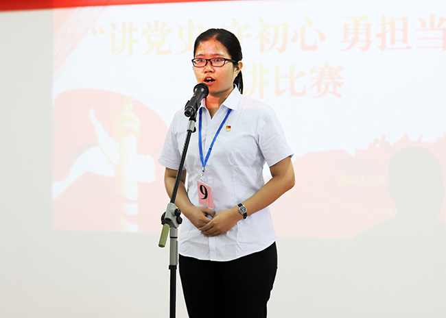 參賽選手在演講中2.jpg