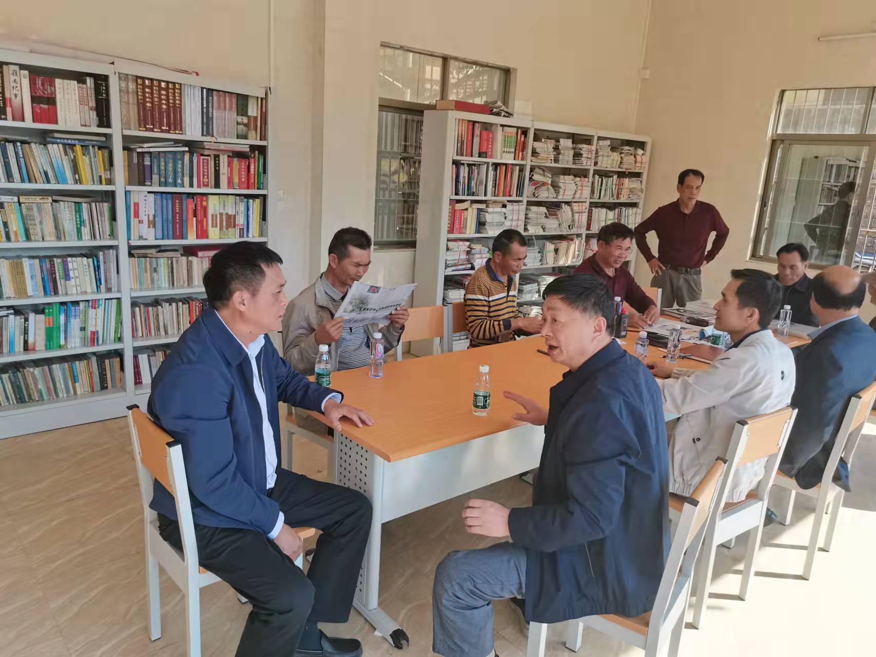 在天成臺方志驛站座談.jpg