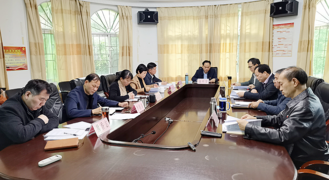 黨史學(xué)習(xí)教育專題民主生活會(huì)現(xiàn)場.jpg