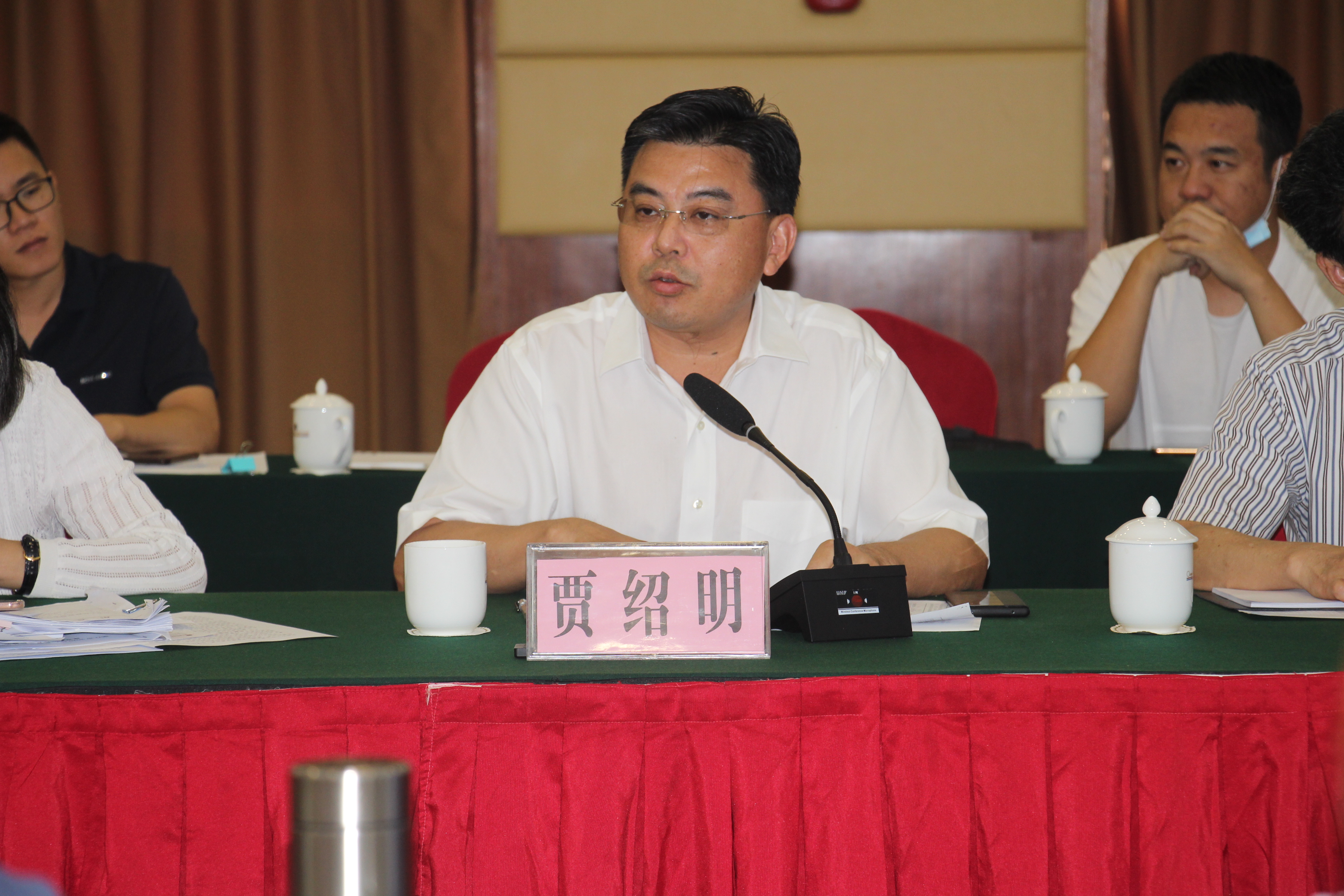 賈廳發(fā)言.JPG