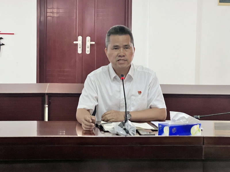 鑒江黨支部書(shū)記肖康福講話.jpg